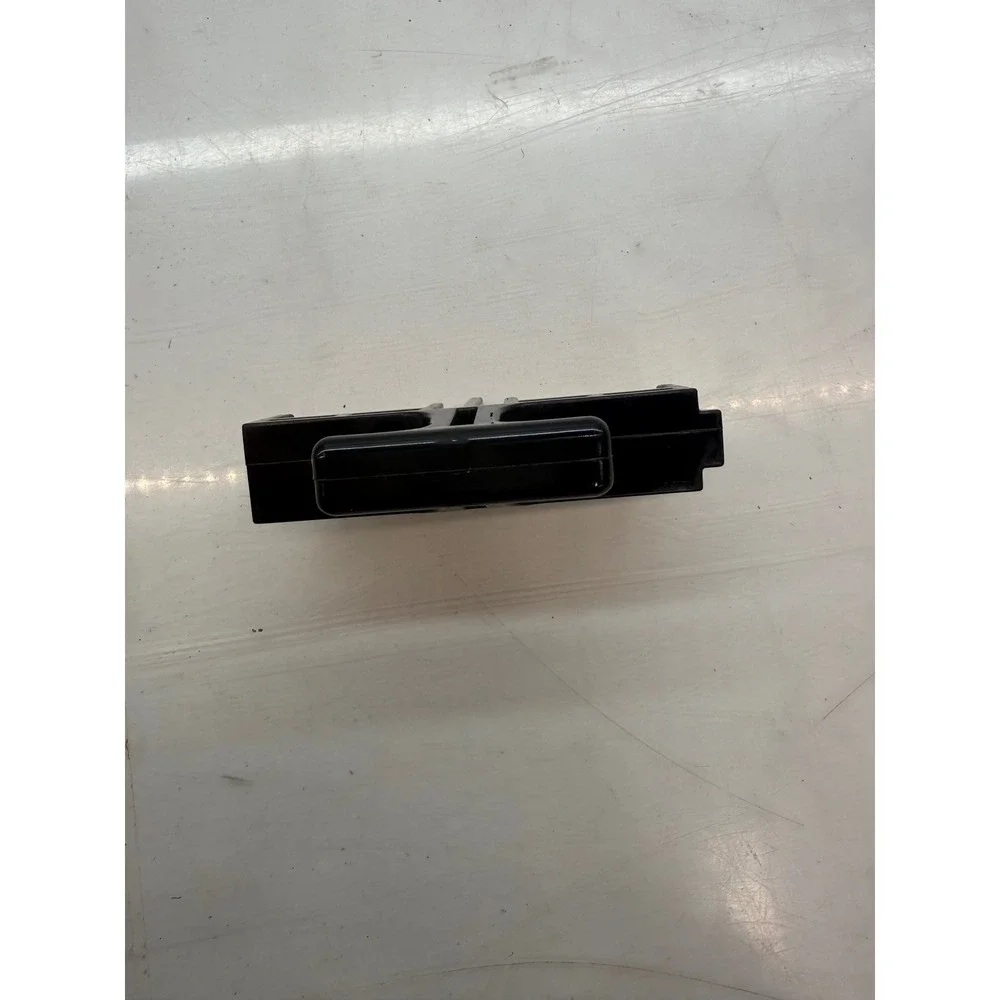 Electrical Pullout Fuse Block Disconnect T-Handle Black with Copper Contacts - Picture 3 of 4